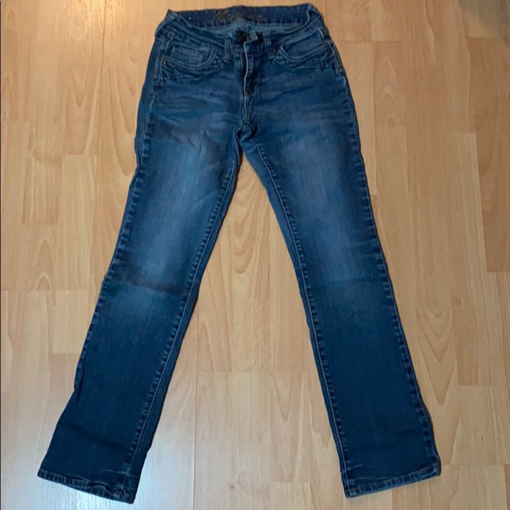 Straight cut jeans